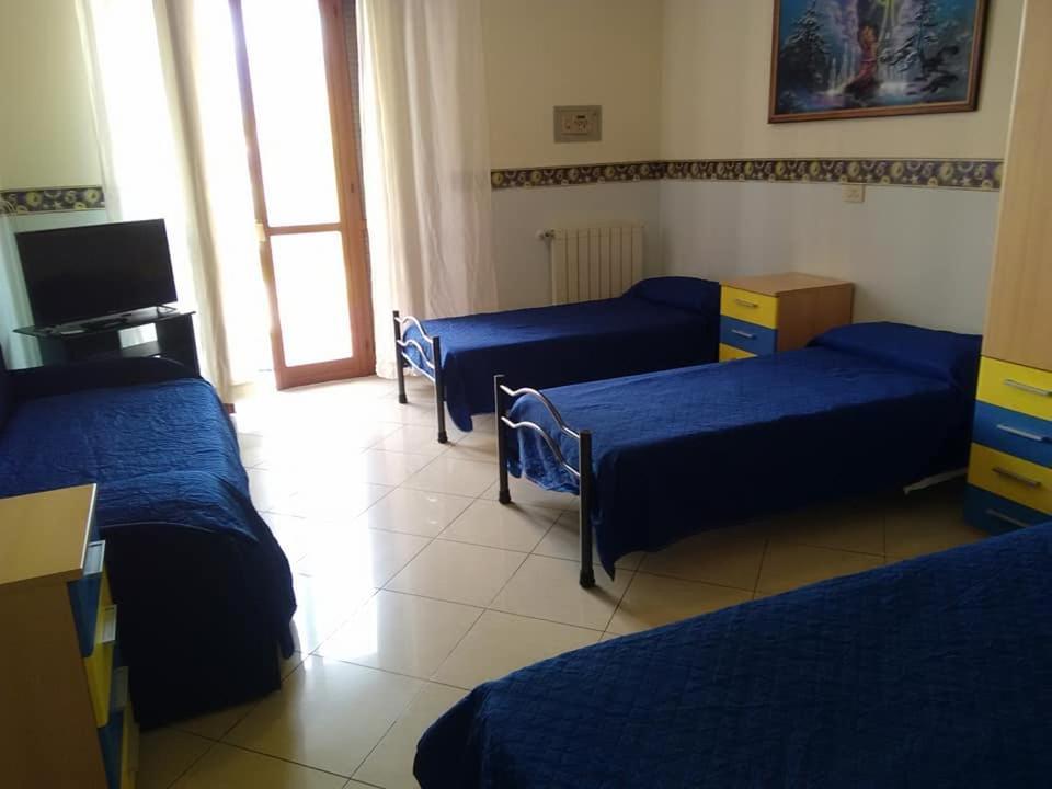 Al Centro Bed & Breakfast Fondi Ngoại thất bức ảnh