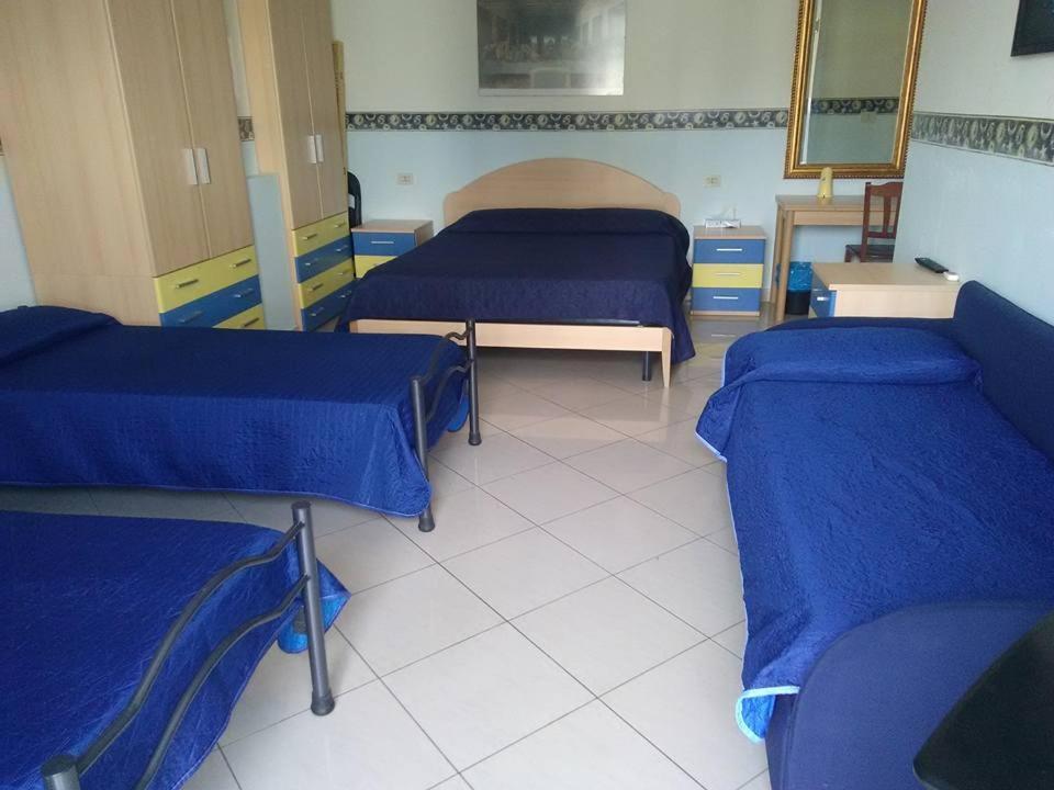 Al Centro Bed & Breakfast Fondi Ngoại thất bức ảnh